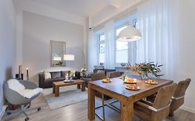 The Goethe Loft, 2 Bedroom Up To 5 People